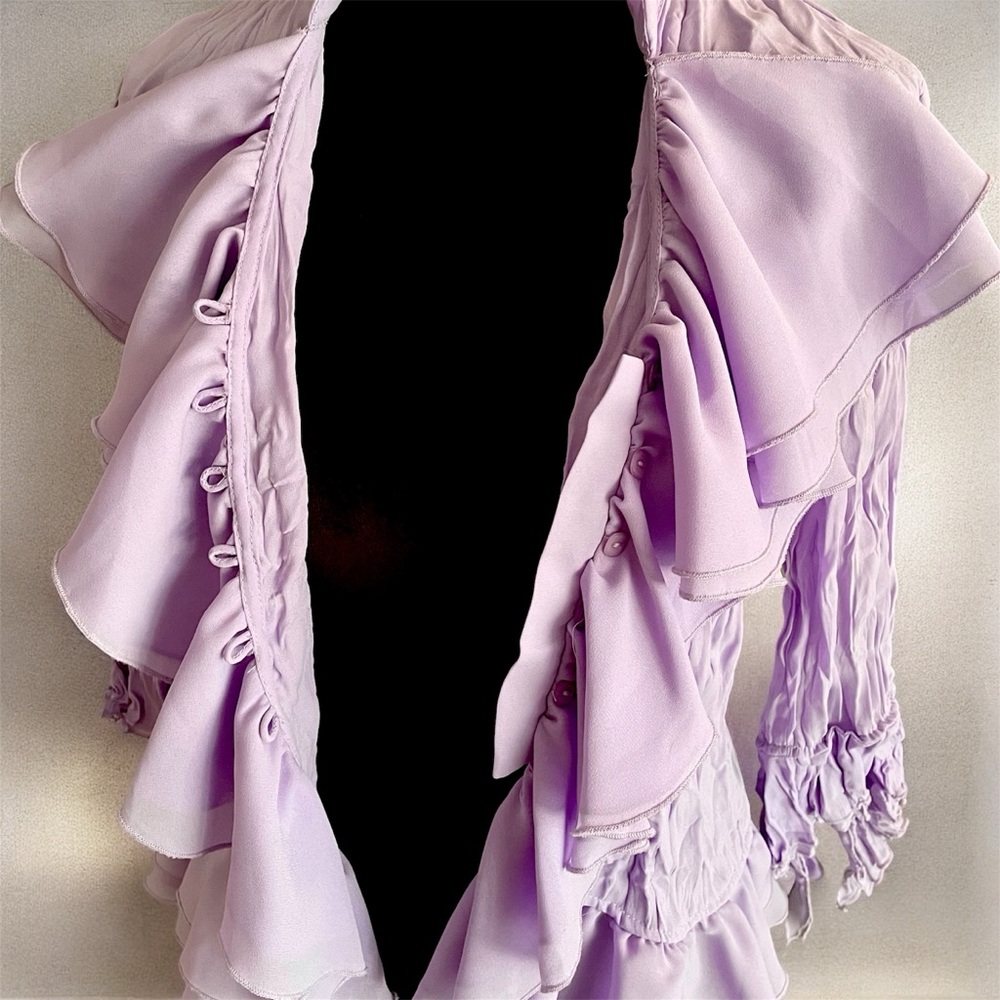Lilac Purple Ruffle Buttoned Blouse - Picture 4 of 6